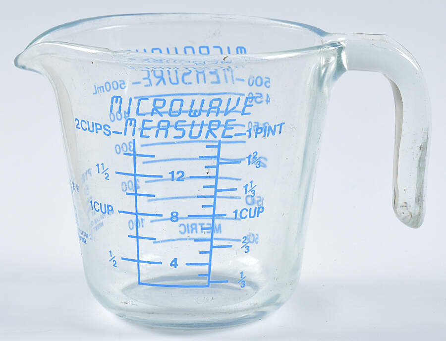 Originals Clear Measuring Cup by Pyrex-1