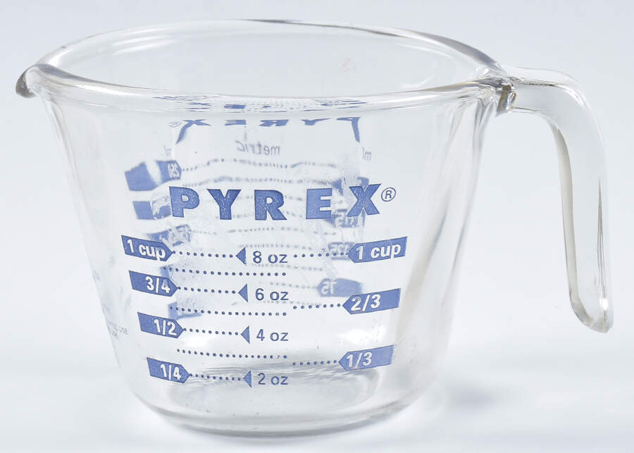 Originals Clear Measuring Cup by Pyrex-1