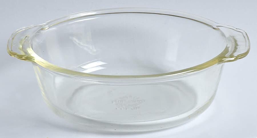 Originals Clear 1.5 Qt Round Casserole No Lid by Pyrex-1