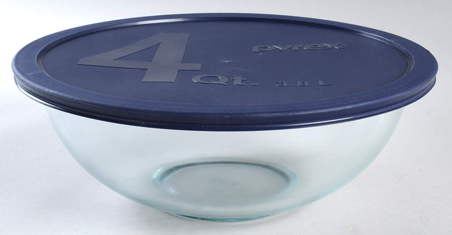 Originals Clear 11" Mixing Bowl & Plastic Lid by Pyrex-1
