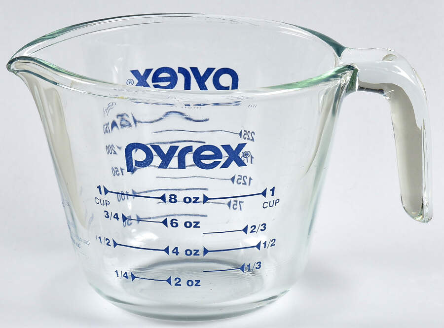 Originals Clear Measuring Cup by Pyrex-1