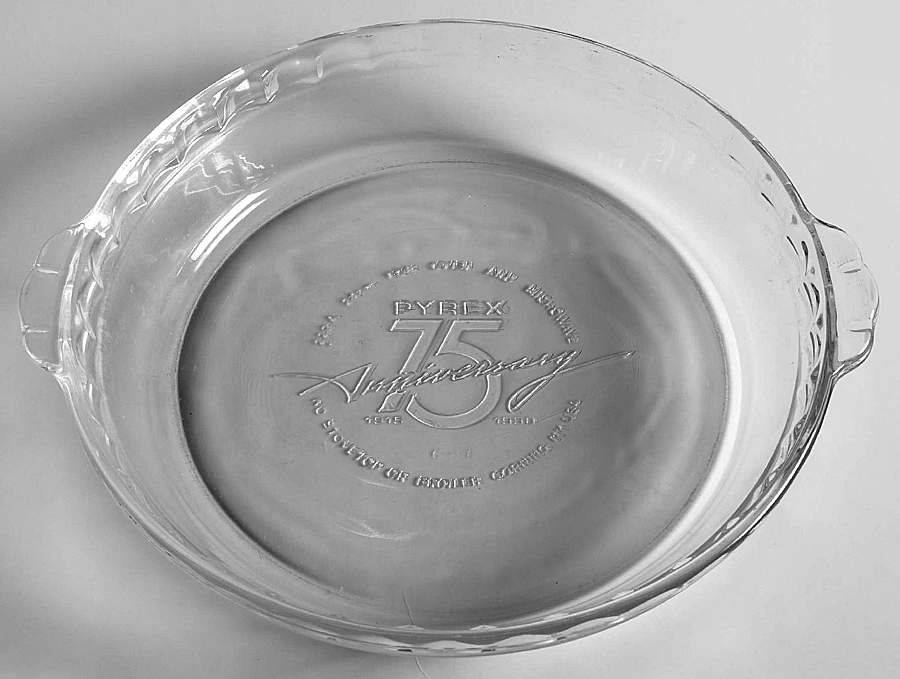 Originals Clear 10" Pie Baking Plate by Pyrex-1