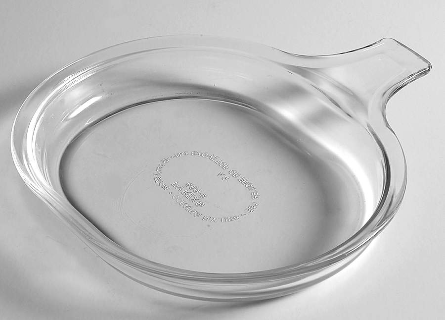 Originals Clear Handled Microwave Dinner Plate by Pyrex-1