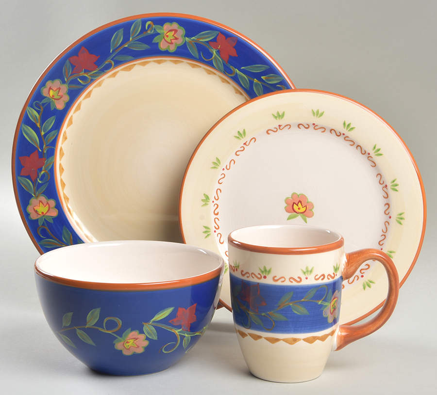 Villa Garden 32 Piece Place Set by Pfaltzgraff-1