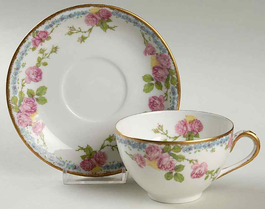 POY640 Flat Cup & Saucer Set by Jean Pouyat-1