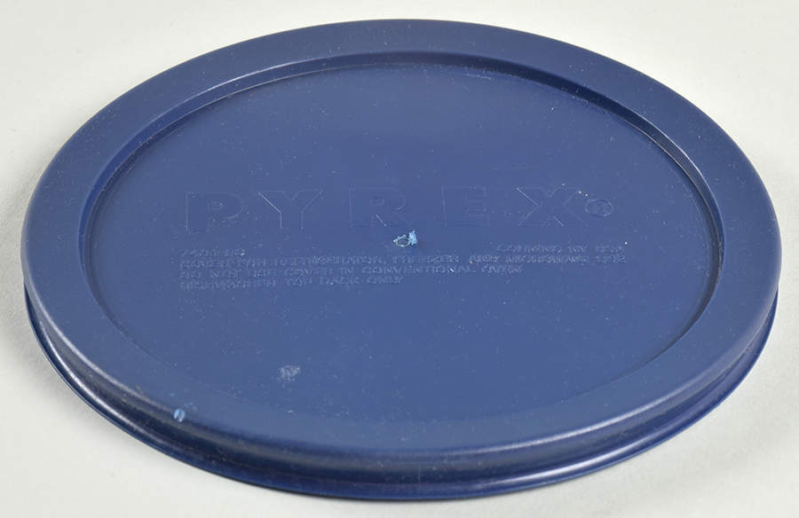 Sculptured Clear Plastic Lid for 5" Round Vegetable Bowl by Pyrex-1