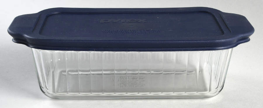 Sculptured Clear Loaf Pan & Plastic Lid by Pyrex-1
