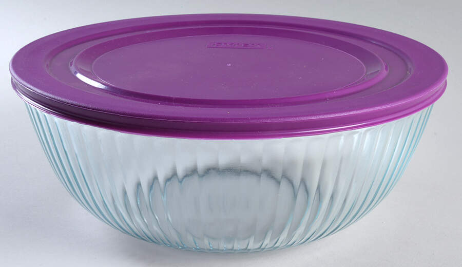 Sculptured Clear 11" Salad Serving Bowl & Plastic Lid by Pyrex-1