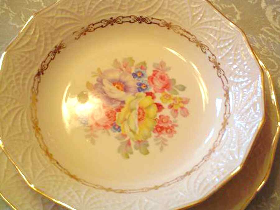 PCP271 Dinner Plate by Paden City-1