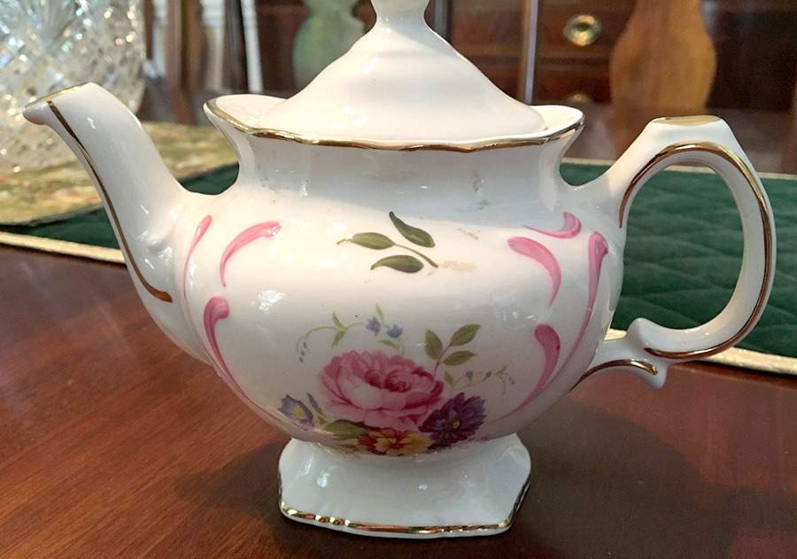 3814 Teapot & Lid by Price Kensington-1
