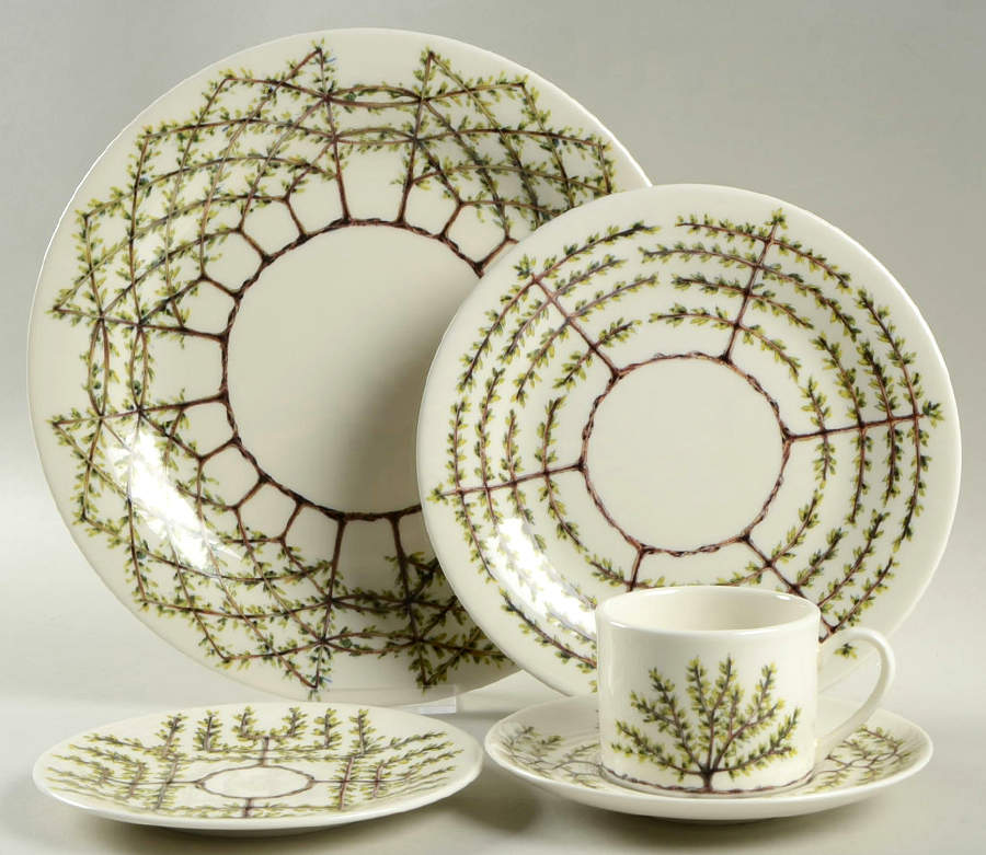 Espalier 5 Piece Place Setting by Pickard-1