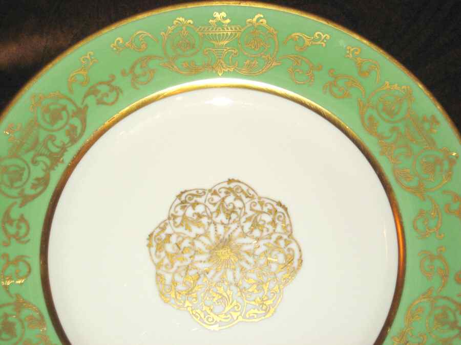 PIC144 Dinner Plate by Pickard-1