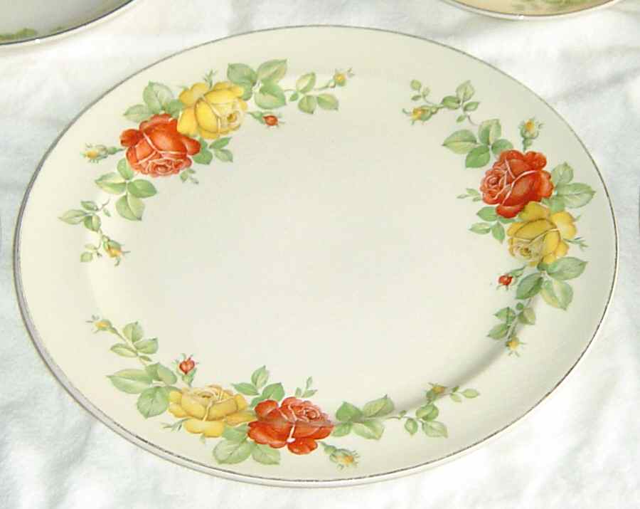 Liberty Roses Dinner Plate by Paden City-1