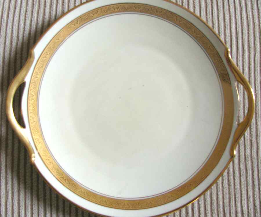 PDT9 Handled Cake Plate by Porcelaine d'Art-1