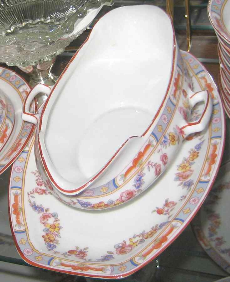 1097 Gravy Boat with Attached Underplate by Porcelain Union-1
