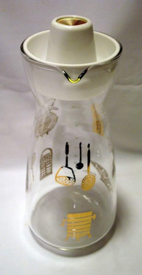 Carafes Carafe & Lid by Pyrex-1