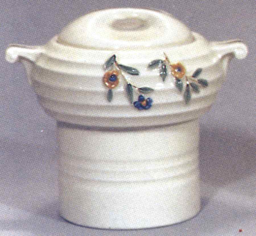 Beehive Floral Spray 4 Cup Boiler with Lid by Porcelier-1