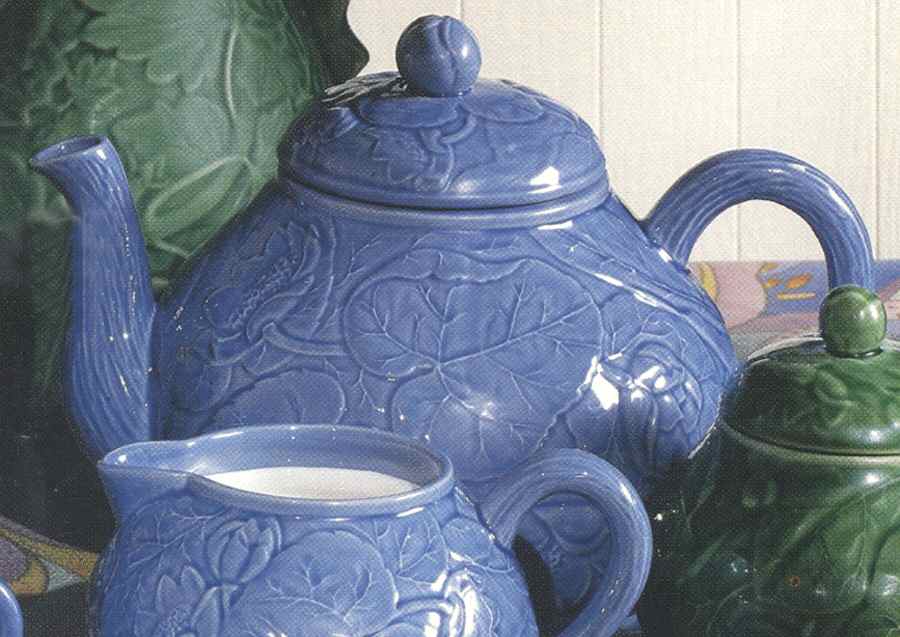 Waterlily Blue Teapot & Lid by Porta-1