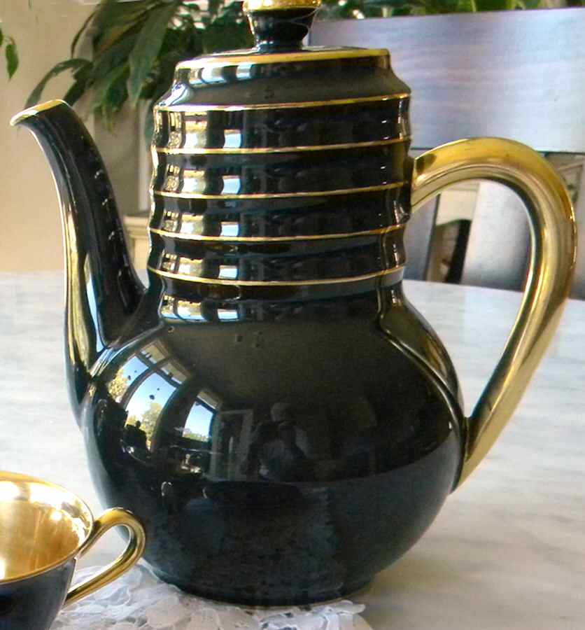 PRG66 Coffee Pot & Lid by Porsgrund-1