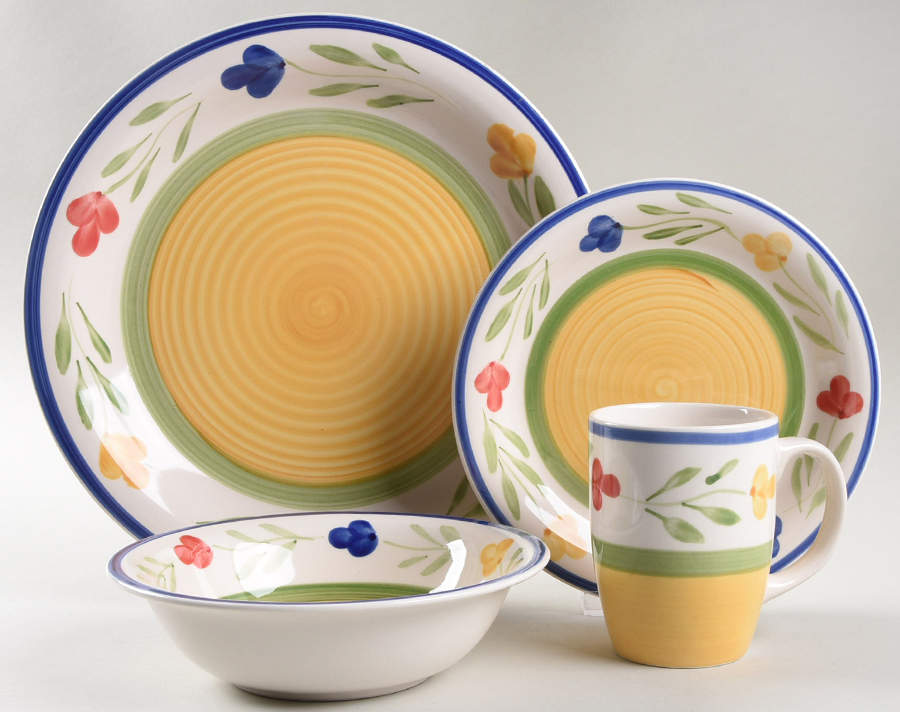 PER122 4 Piece Place Setting by Pier 1-1