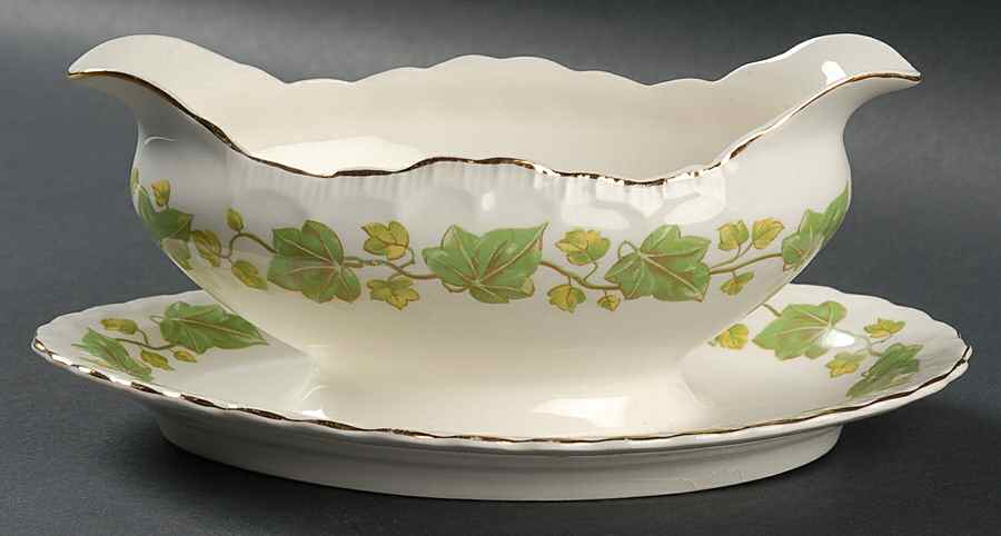 Ivorlie Gravy Boat with Attached Underplate by Pope Gosser-1