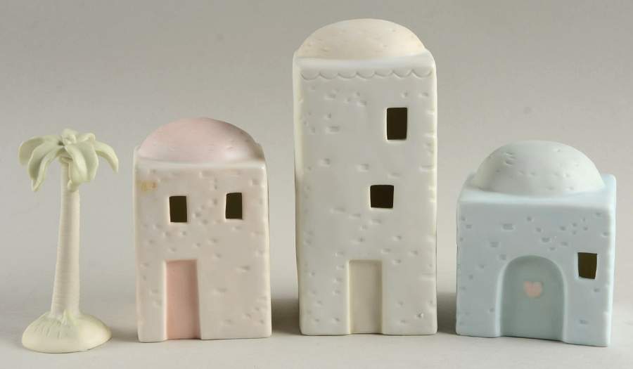 House Set & Palm Tree-Mini Nativity G Clef-House Set & Palm Tree - G Clef Trademark, No Box by Precious Moments-1