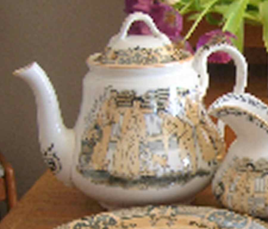 Sana Teapot & Lid by Petrus Regout & Co-1