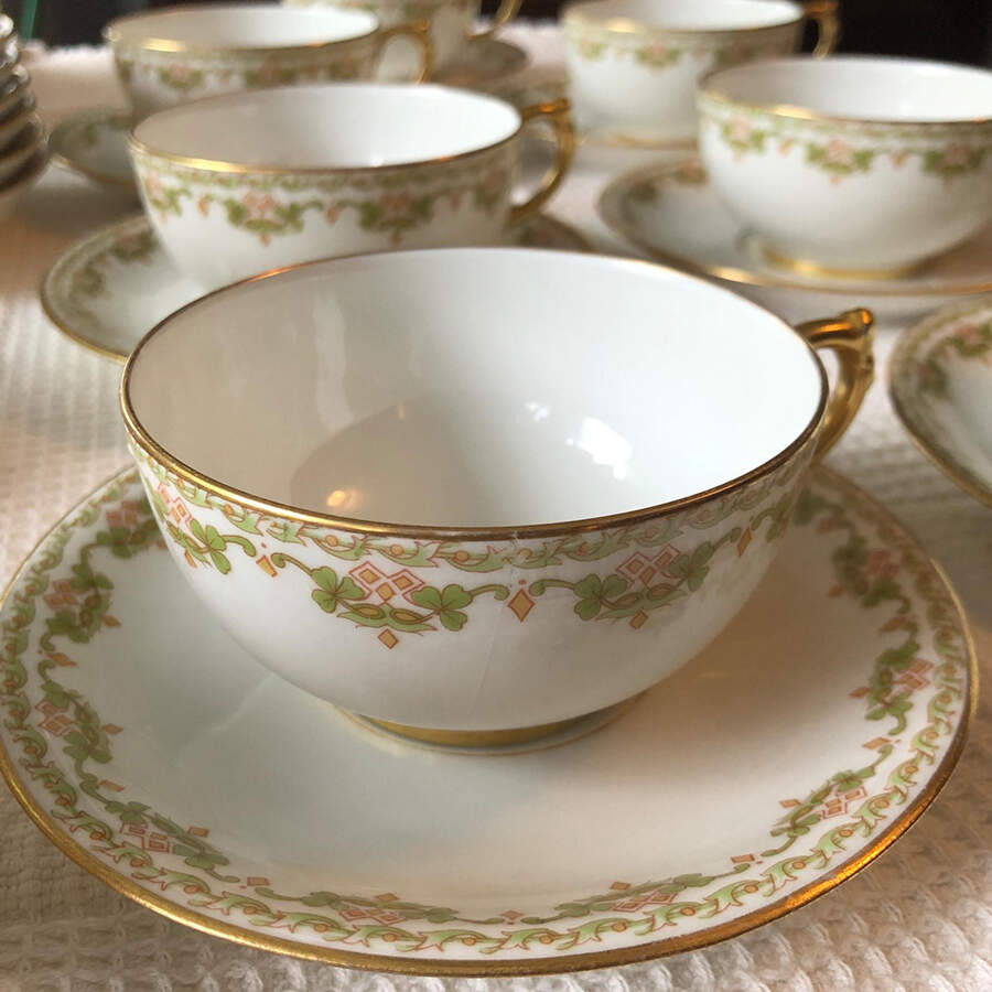 POY717 (Verge) Footed Cup & Saucer Set by Jean Pouyat-1