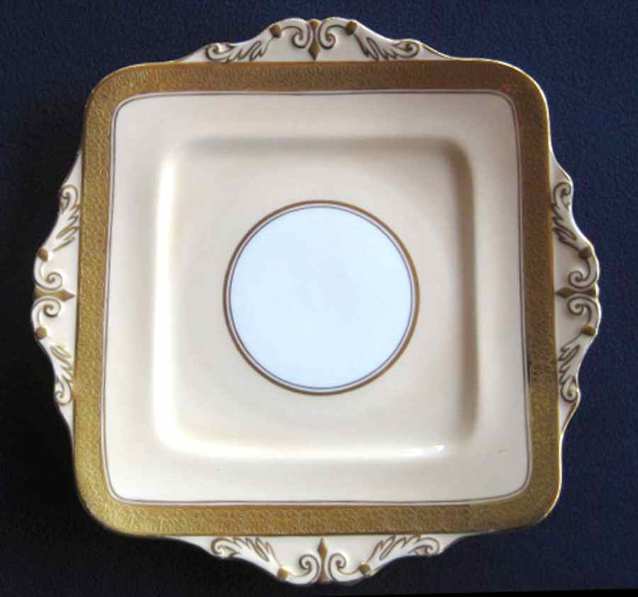 G2509 Handled Cake Plate by Paragon-1