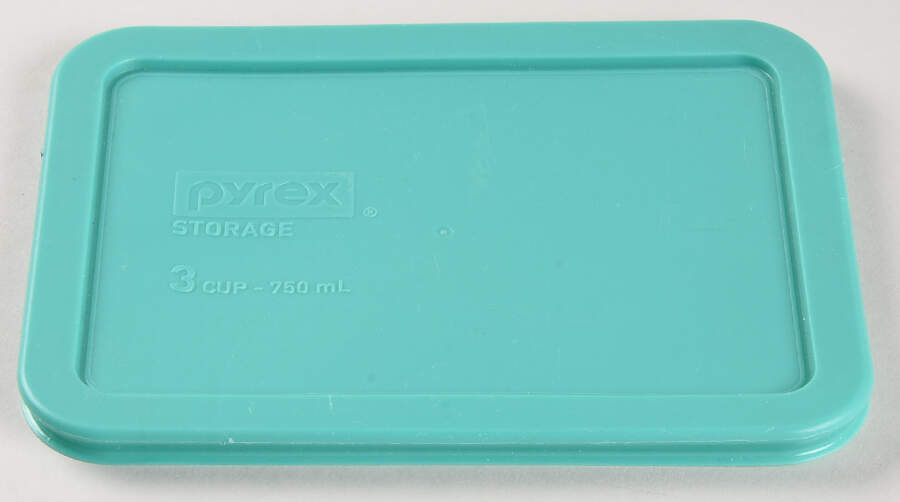 Storage Containers Green Plastic Lid #7210-PC by Pyrex-1