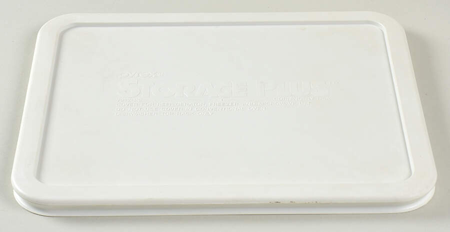 Storage Containers White Plastic Lid #7212-PC by Pyrex-1