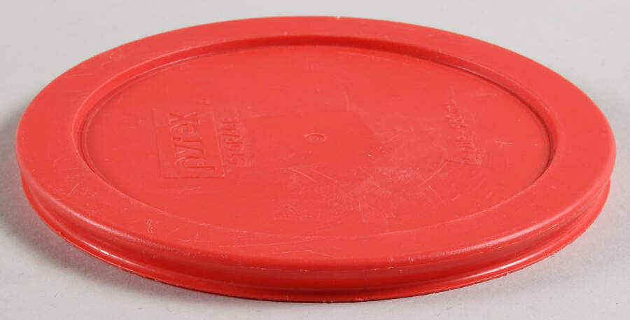 Storage Containers Red Plastic Lid #7201-Pc by Pyrex-1