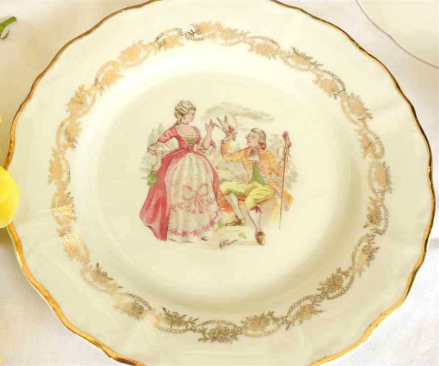 PDT10 Dinner Plate by Porcelaine d'Art-1