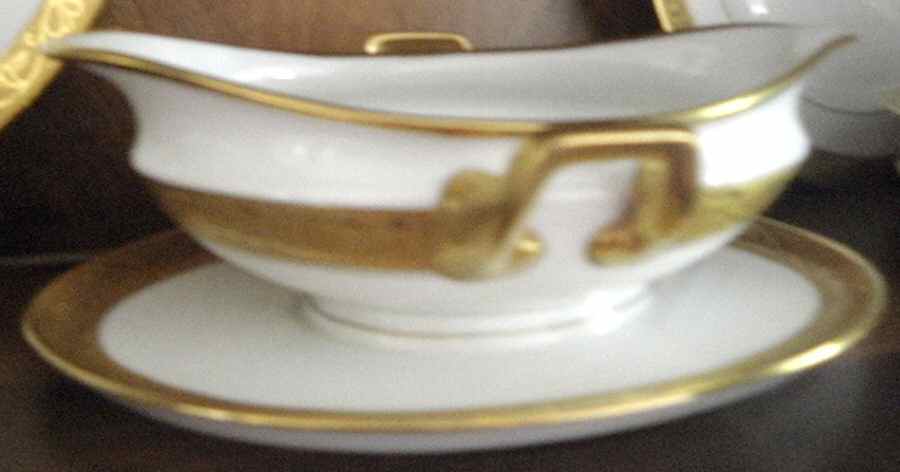 PIC155 Gravy Boat with Attached Underplate by Pickard-1
