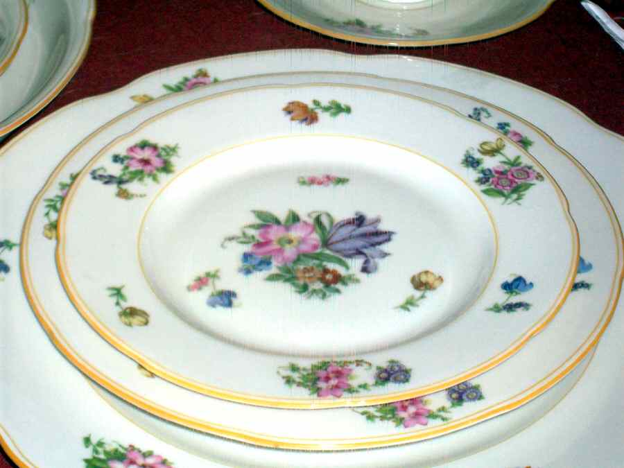 PIR191 Bread & Butter Plate by Pirkenhammer-1