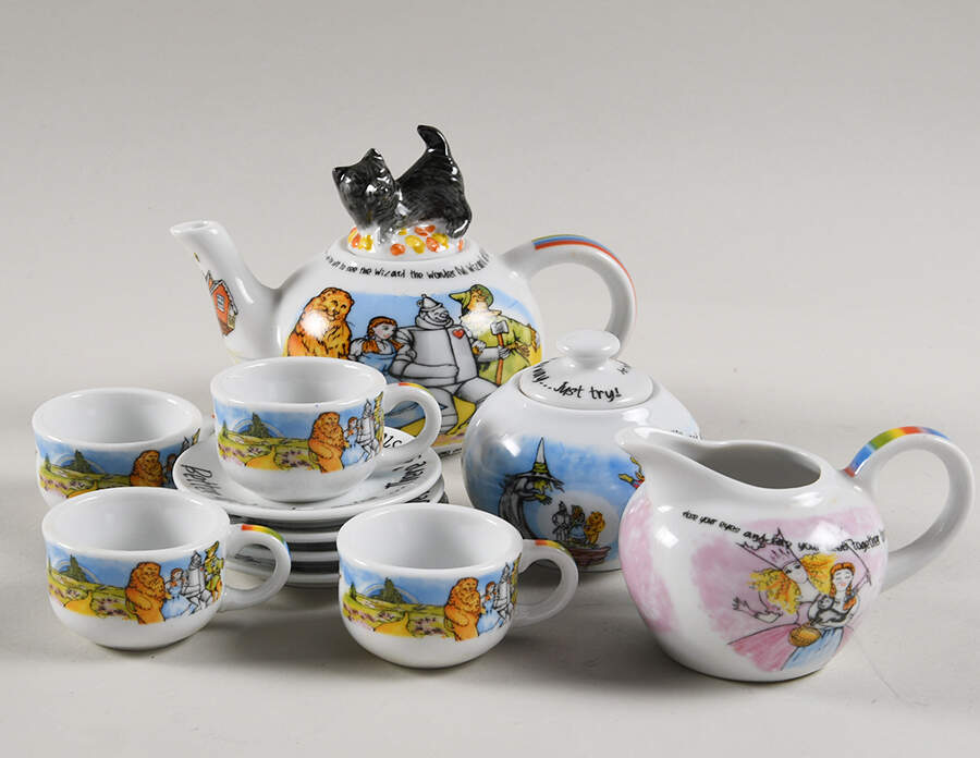 Wizard of Oz 13 Piece Toy Tea Set by Cardew Design-1