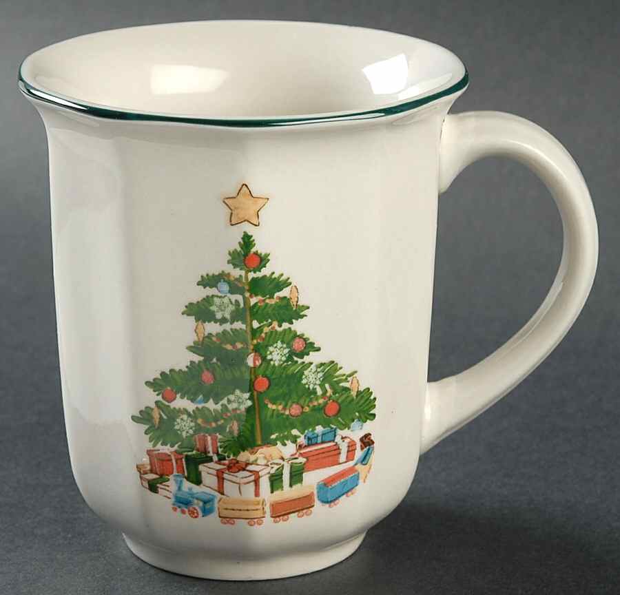 Holiday Heritage Mug by Pfaltzgraff-1