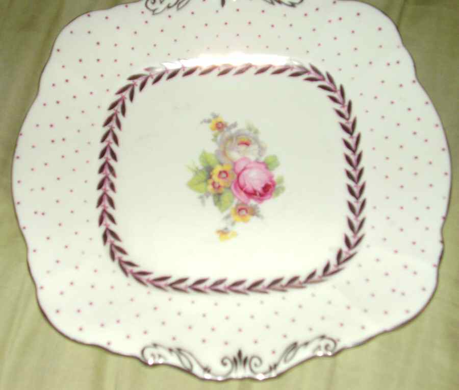 G6449 Handled Cake Plate by Paragon-1