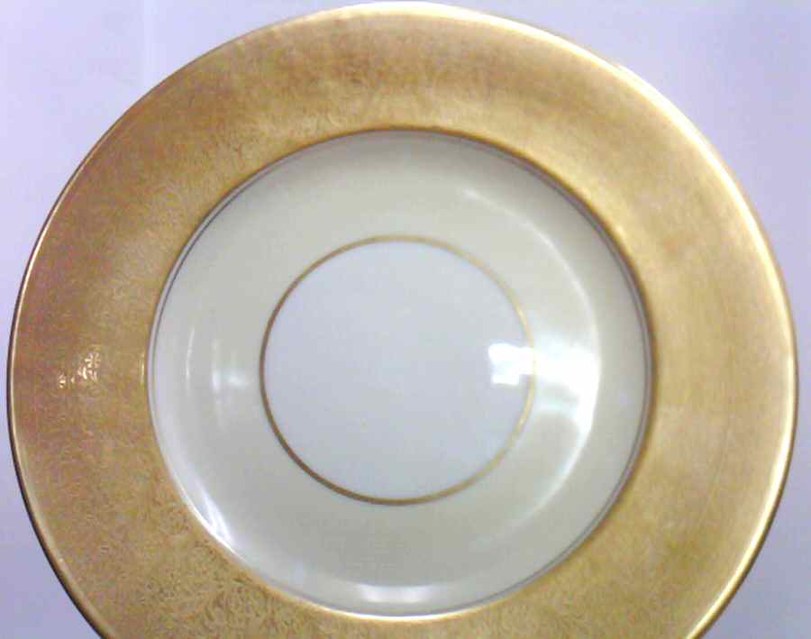 PIC160 Dinner Plate by Pickard-1