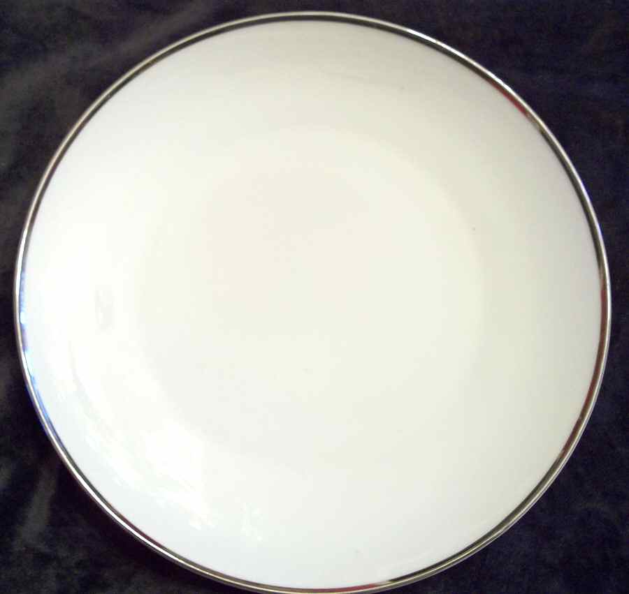 PIR199 Dinner Plate by Pirkenhammer-1
