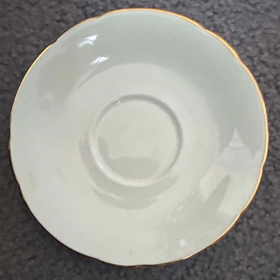 G5759 Saucer by Paragon-1