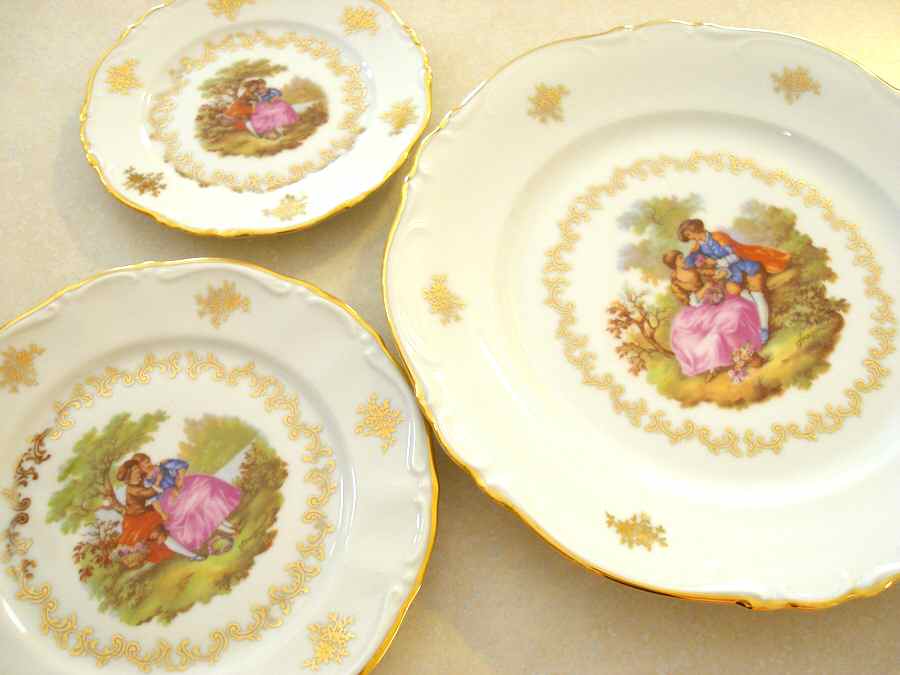 PBU11 Dinner Plate by Parbus-1