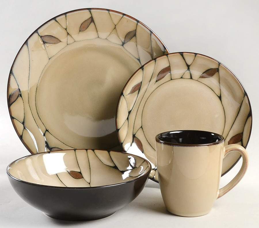 Briar 4 Piece Place Setting by Pfaltzgraff-1