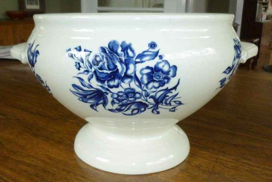 Bouquet Blue Tureen No Lid by Petrus Regout & Co-1