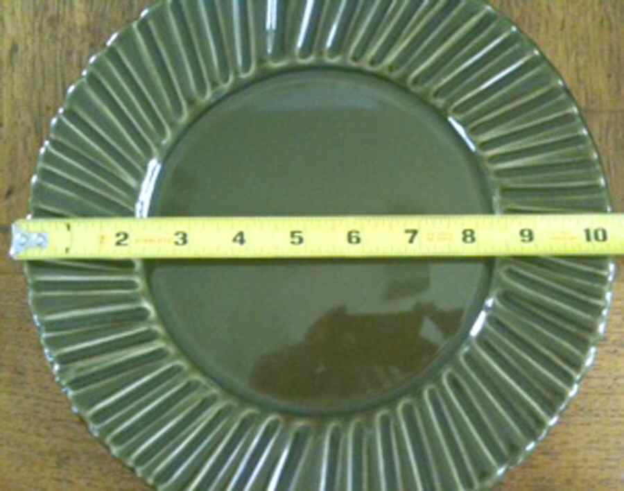 Dana Green (Ribbed) Dinner Plate by Pottery Barn China-1