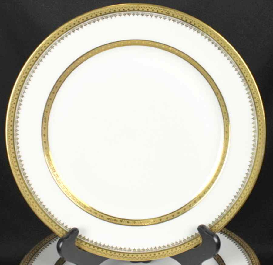 PL84 Dinner Plate by Porcelaine Limousine-1