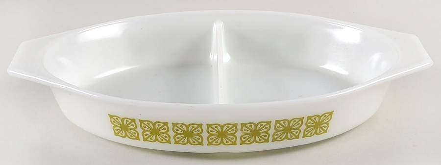 Verde Square Flowers 12" Oval Divided Vegetable Bowl by Pyrex-1