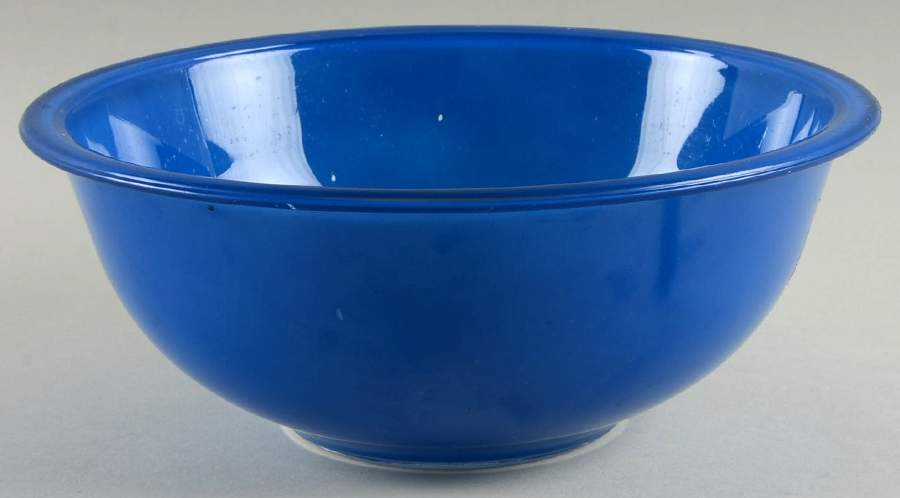 Rainbow 10" Mixing Bowl by Pyrex-1