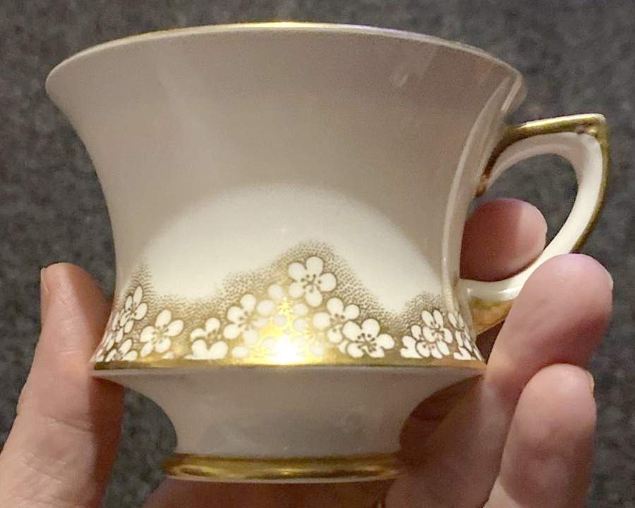 Blossom Footed Cup by Paragon-1