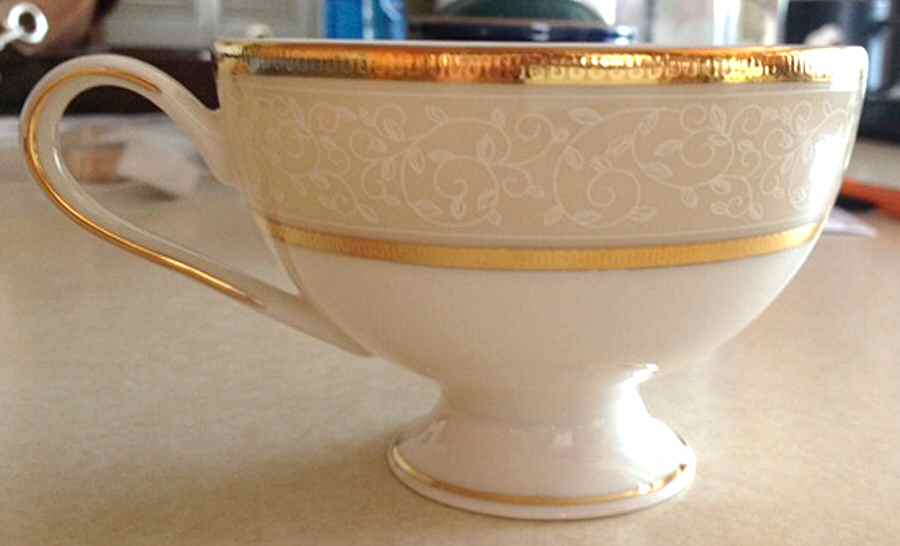 Herregard Footed Cup by Perfect Home Collection-1